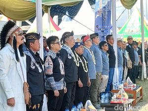 Melihat Momen Seribuan Nama Asep Kumpul di Garut Melihat Momen Seribuan Nama Asep Kumpul di Garut