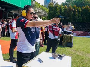 Bamsoet Raih Juara 2 Eksebisi Tembak Pistol Eksekutif Duel Plat Bamsoet Raih Juara 2 Eksebisi Tembak Pistol Eksekutif Duel Plat