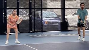 7 Momen Nagita Slavina dan Jeje Latihan Tenis Bareng, Dijuluki Si Duo Sabar