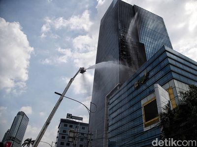 K-Link Tower Jaksel Kebakaran, Begini Kondisinya