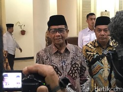 Mahfud Tegaskan Pemilu 2024 Tak Ditunda: Agenda Konstitusi Ndak Boleh Mundur!