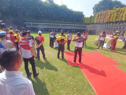 Momen Kapolri-Ketua MPR-Pimpinan BPK Adu Tembak di Kapolri Cup