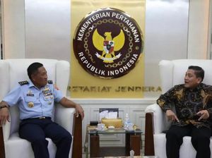 Momen Kemhan Terima Kunjungan Ketua Majelis Biro Klasifikasi Indonesia