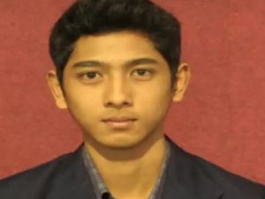 8 Pasfoto Artis Saat Masih Kuliah, Begini Wajah Arya Saloka Hingga Ashanty