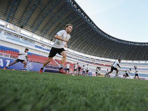 Jelang Persebaya Vs Persikabo, Ze Valente Absen Bela Bajul Ijo Lagi Jelang Persebaya Vs Persikabo, Ze Valente Absen Bela Bajul Ijo Lagi
