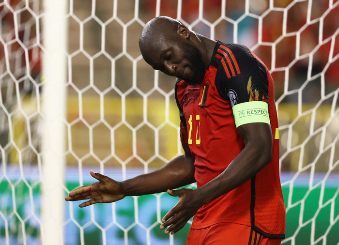 Soccer Football - UEFA Euro 2024 Qualifier - Group F - Belgium v Austria - King Baudouin Stadium, Brussels, Belgium - June 17, 2023  Belgiums Romelu Lukaku reacts REUTERS/Yves Herman