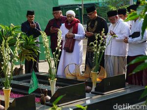 Sandiaga Ingin Interkoneksi Wisata Religi Jombang Terwujud Demi 2 Juta Wisatawan