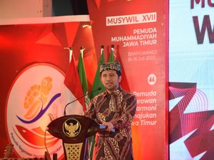 Wagub Emil Ajak Milenial Banyuwangi Tinggalkan Mentalitas Gaji Bulanan Wagub Emil Ajak Milenial Banyuwangi Tinggalkan Mentalitas Gaji Bulanan