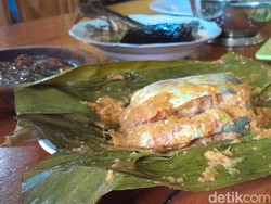 Brengkes Ikan Patin dengan Campuran Tempoyak, Nikmat dan Mudah Dibuat
