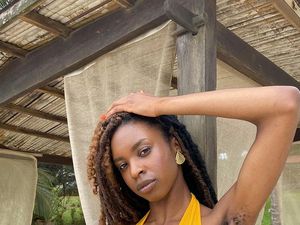 7 Foto Wanita dengan Bulu Dada Lebat, Merasa Lebih Cantik & Feminin