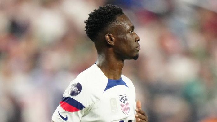 LAS VEGAS, NEVADA - JUNE 15: Folarin Balogun #20 of USA looks on in the second half against Mexico during the 2023 CONCACAF Nations League semifinals at Allegiant Stadium on June 15, 2023 in Las Vegas, Nevada.   Louis Grasse/Getty Images/AFP (Photo by Louis Grasse / GETTY IMAGES NORTH AMERICA / Getty Images via AFP)