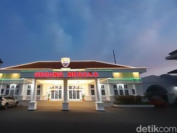Gedung Bengkok Sumedang Tempat Pelayanan Tamu dari Batavia