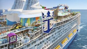 Wujud Spektakuler Icon of The Seas, Kapal Canggih Terbesar Sejagat
