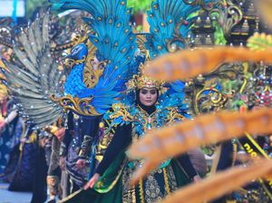 10 Inspirasi Baju Adat untuk Karnaval 17 Agustus 2023, Sulawesi hingga Papua 10 Inspirasi Baju Adat untuk Karnaval 17 Agustus 2023, Sulawesi hingga Papua