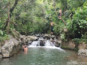 Liburan Sambil Cari Ketenangan di Kaki Gunung Sawal Ciamis