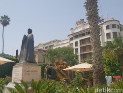 Melihat Lebih Dekat Patung Ibnu Khaldun, Bapak Peradaban Tunisia