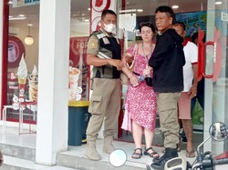 2 Bule Gangguan Jiwa yang Berulah di Bali Bakal Dideportasi Setelah Sembuh