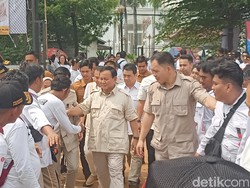 Disambut Poco-poco, Prabowo Lanjut ke Konsolidasi Gerindra di Jakpus