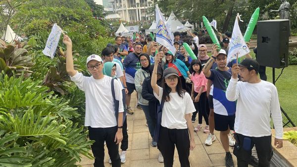 Ratusan Peserta Meriahkan Fun Walk Semakin Hari Semakin Baik