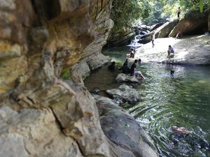 Segarnya Main Air di Wisata Pedalaman Aceh Jaya