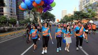 Serunya Jalan Santai di Kawasan Sudirman Jakarta