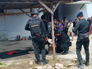 Warga Padang Temukan Granat Saat Bersihkan Kebun Pisang