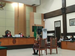 Ahli Pidana di Sidang Haris Azhar-Fatia Bicara Kritik Disertai Kesopanan