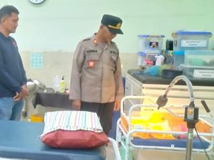 Pilu! Bayi Dibuang di Teras Rumah Warga Petanahan Kebumen