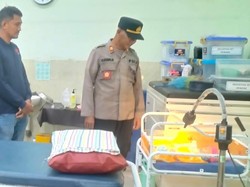 Pilu! Bayi Dibuang di Teras Rumah Warga Petanahan Kebumen