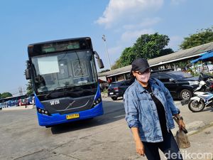 Terminal Pulogadung Dirombak, Kios Liar Dibongkar hingga Dibangun Taman Terminal Pulogadung Dirombak, Kios Liar Dibongkar hingga Dibangun Taman