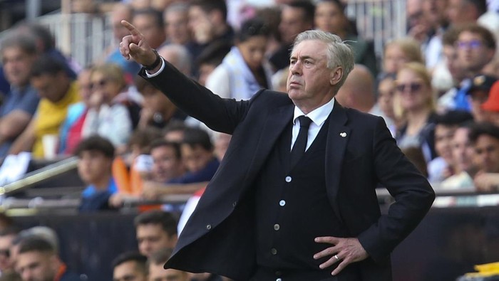 FILE - Real Madrid coach Carlo Ancelotti gives instructions to players during a Spanish La Liga soccer match against Valencia at the Mestalla stadium in Valencia, Spain, May 21, 2023. Brazilian soccer confederation chairman Ednaldo Rodrigues said Wednesday, July 5, that Ancelotti will be in charge of the national team at next years Copa America.  Ancelotti has still not publicly confirmed any deal with the five-time World Cup champions. (AP Photo/Alberto Saiz, File)