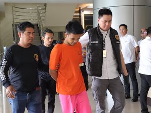 Tampang Kekasih yang Tega Bunuh Wanita Hamil Ditumpuk Sampah di Jakbar Tampang Kekasih yang Tega Bunuh Wanita Hamil Ditumpuk Sampah di Jakbar