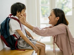 Sudah Masuk Sekolah Tapi Anak Rewel? Psikolog Beri Tips Mengatasinya