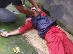 Diduga Minum Racun, Pensiunan PNS Ditemukan Tewas di Belakang Rumahnya