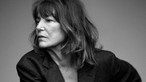 8 Foto Mengenang Jane Birkin, Musisi Legendaris Inspirasi Tas Hermes Birkin
