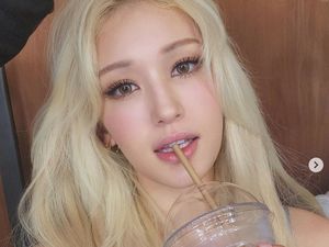 Cerita Jeon Somi Dibully Karena Blasteran, Ingin Oplas Punya Wajah Korea Cerita Jeon Somi Dibully Karena Blasteran, Ingin Oplas Punya Wajah Korea