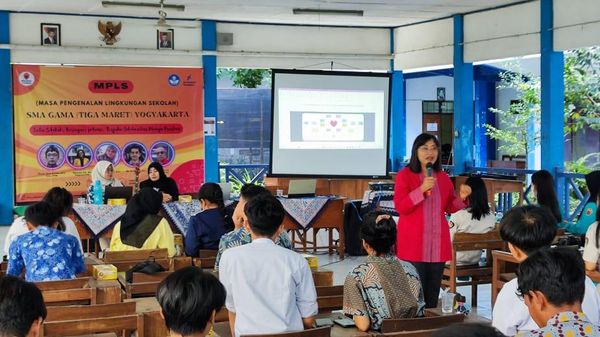 Kolaborasi UPN Veteran Jakarta dan Yogyakarta Giatkan Gerakan Literasi Sekolah