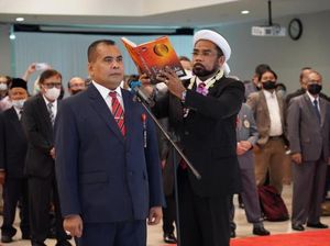 Paiman Raharjo: Dulu Tukang Sapu Kini Jadi Wakil Menteri Desa PDT Paiman Raharjo: Dulu Tukang Sapu Kini Jadi Wakil Menteri Desa PDT