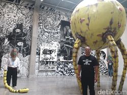 Eko Nugroho Eksis Berkarya, Gunakan Sampah Limbah Plastik