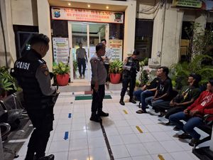 5 Pemabuk-2 Gangster di Surabaya Diciduk Saat Nongkrong dan Pesta Miras 5 Pemabuk-2 Gangster di Surabaya Diciduk Saat Nongkrong dan Pesta Miras