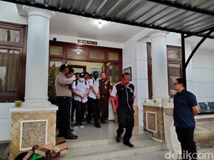 Kasus Robot Trading ATG Wahyu Kenzo Akan Disidangkan Kasus Robot Trading ATG Wahyu Kenzo Akan Disidangkan