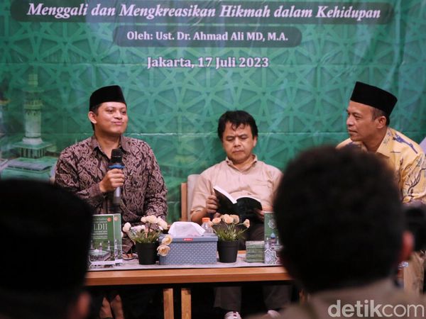 Peluncuran Buku Nilai-Nilai Kebajikan dalam Jamaah LDII