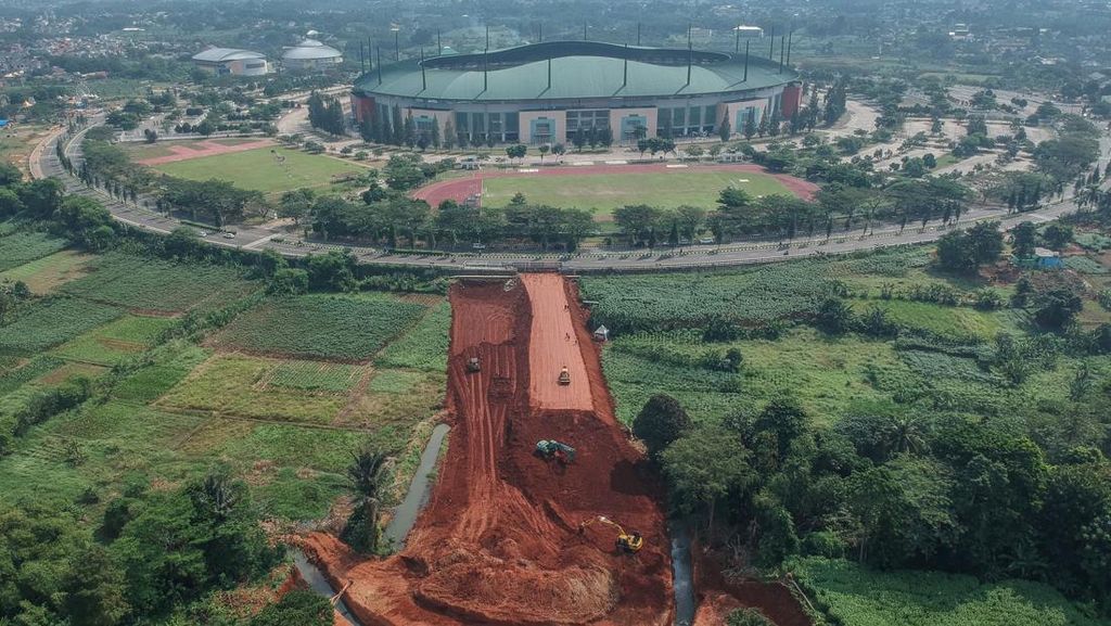 Foto udara Proyek Akses Jalan Baru di Stadion Pakansari Foto udara Proyek Akses Jalan Baru di Stadion Pakansari