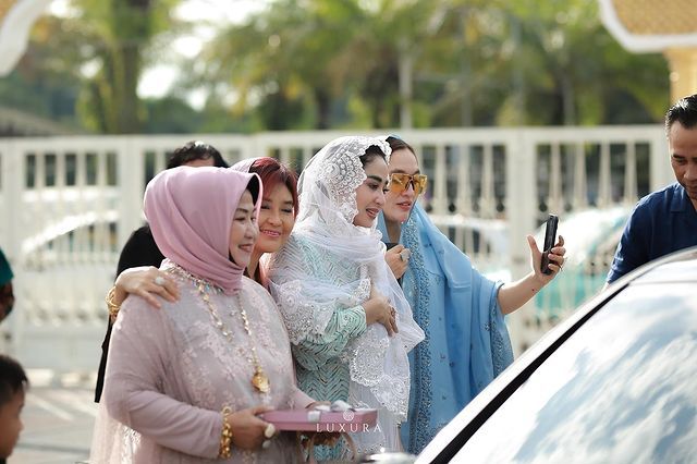 Pernikahan Rosa Meldianti dan Inggil