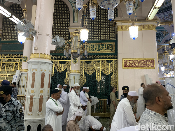 6 Pilar Raudhah di Masjid Nabawi, Saksi Bisu Sejarah Hidup Nabi