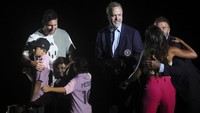 Messi resmi diperkenalkan sebagai pemain Inter Miami di DRV PNK Stadium, Amerika Serikat, Senin (17/7/2023). (Sam Navarro-USA TODAY Sports/Reuters)