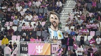 Markas Inter Miami tersebut dipenuhi ribuan fans menyambut kehadiran La Pulga. (Jasen Vinlove-USA TODAY Sports/Reuters)  