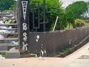 Sekda Soal Sampah di Kantor Gubernur Jambi: Kegiatan Bagus Jadi Buruk Sekda Soal Sampah di Kantor Gubernur Jambi: Kegiatan Bagus Jadi Buruk