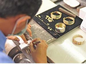 Bermula dari Toko Emas, UBS Ekspor Perhiasan ke 35 Negara
