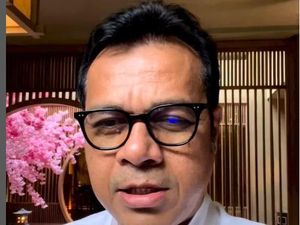 Profil Nezar Patria, Putra Aceh yang Dilantik Jadi Wamenkominfo Profil Nezar Patria, Putra Aceh yang Dilantik Jadi Wamenkominfo